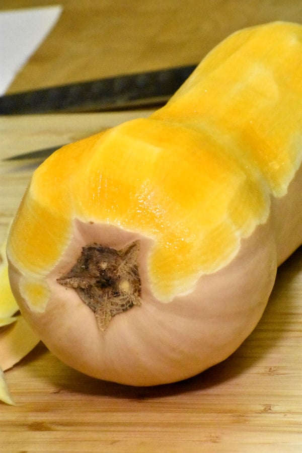 部分去皮冬南瓜竹菜板